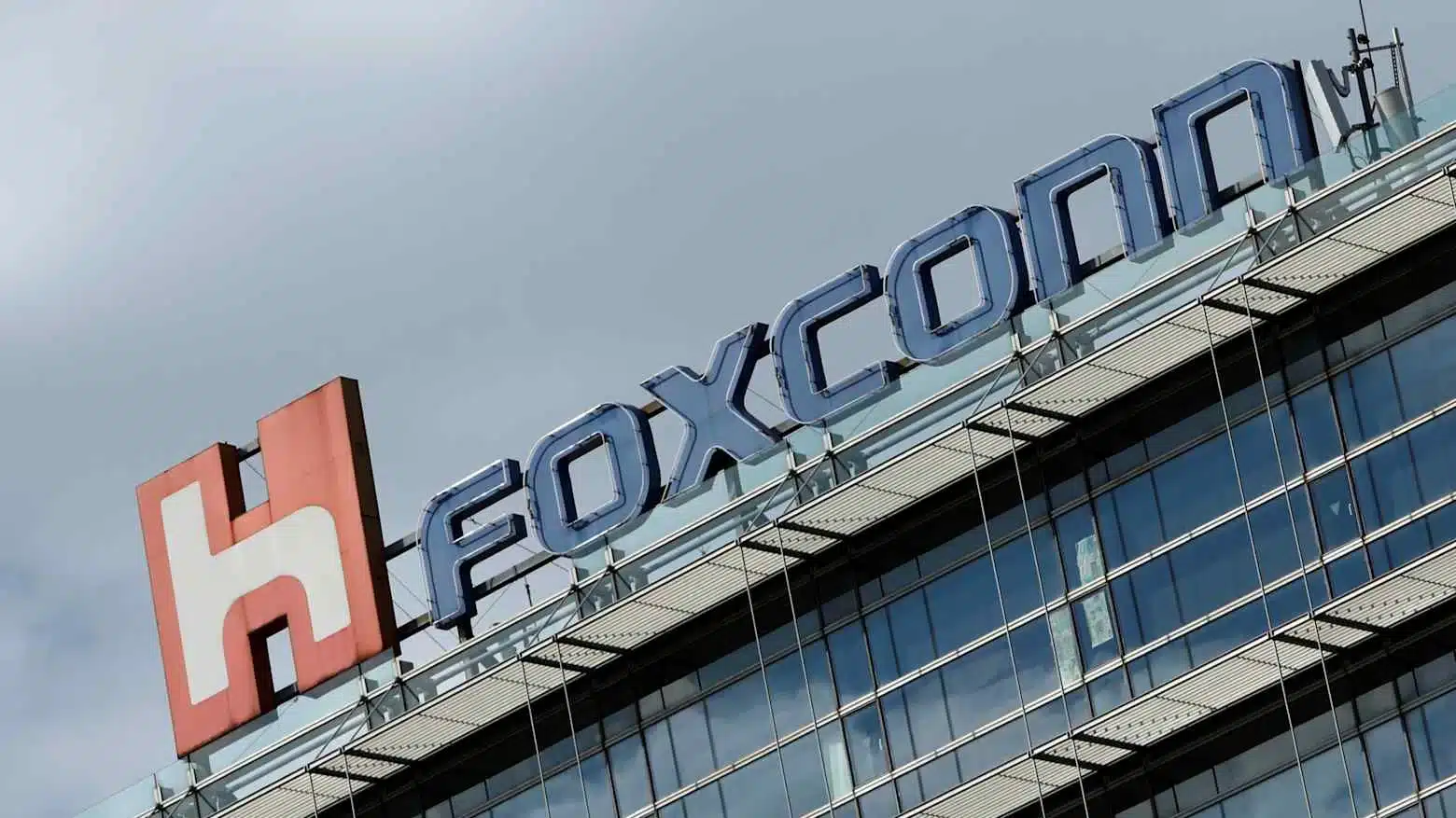 Бум искусственного интеллекта резко увеличил выручку Foxconn: рост на 29,7% в первом квартале 2026 года