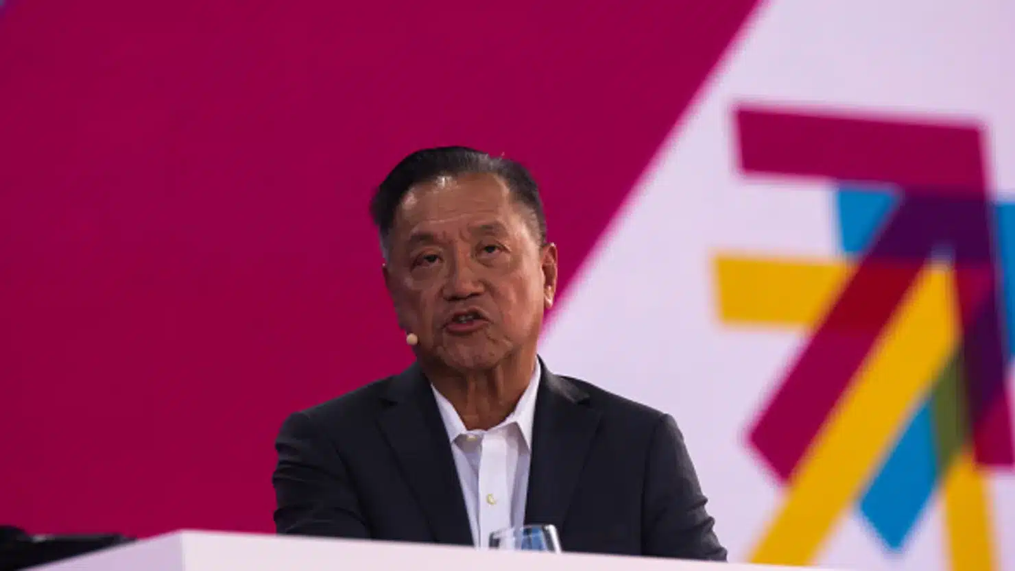 Broadcom расширяет партнерство с Google в области чипов искусственного интеллекта: Anthropic также получает выгоду от технологического альянса