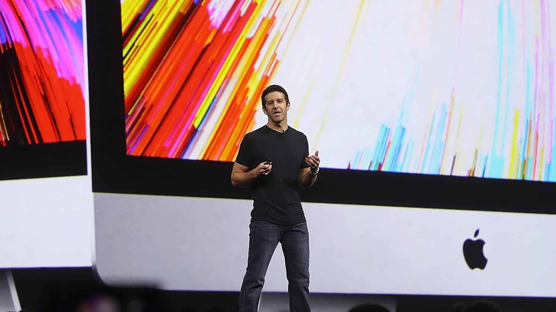 Apple готовит радикальное обновление iPhone: инсайдеры раскрыли первоначальные планы Джона Тернуса