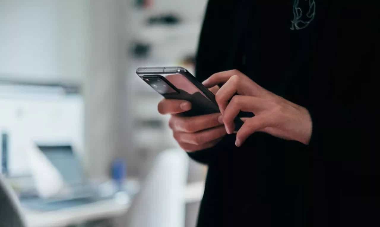 Почему компактные смартфоны исчезают с рынка: объяснения инсайдеров