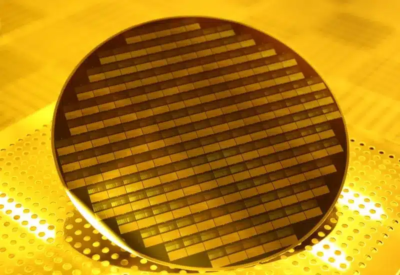 Конфликт США и Ирана отразился на рынке чипов — возникла нехватка сырья для литографии